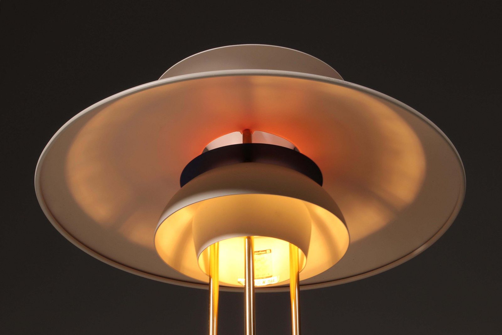 Rare Ph 5 Mid Century Modern Table Lamp By Poul Henningsen For Louis Poulsen photo vinterior