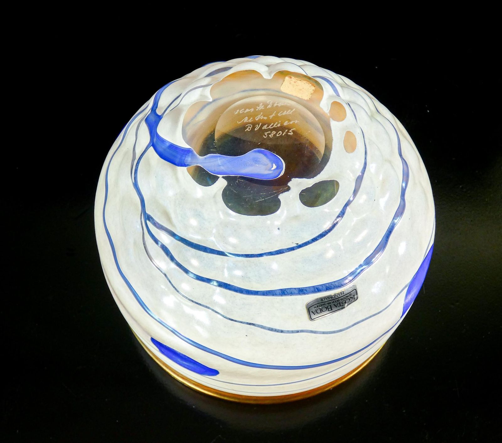 Blown Glass Vase Design Bertil Vallien For Kosta Boda. Anni 80 photo vinterior