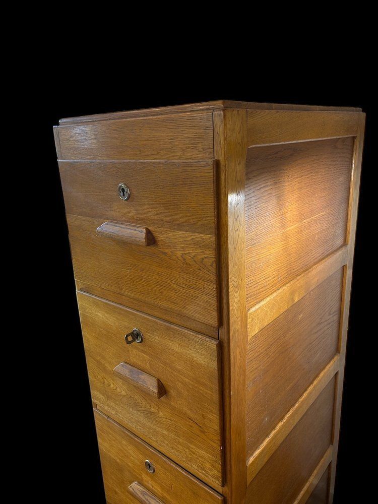 Dresser In Oak, 1950s photo vinterior