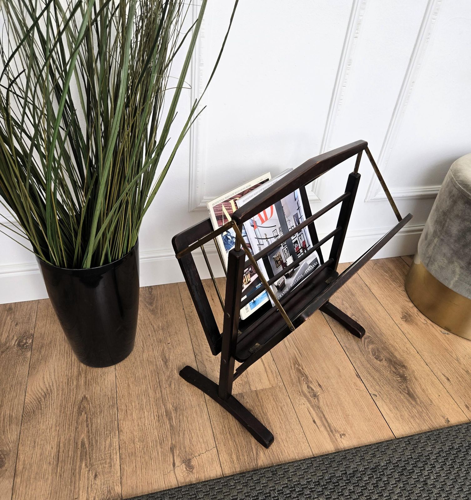 1960s Italian Mid Century Brass & Wood Folding Folio Stand Magazine Rack photo 398.0