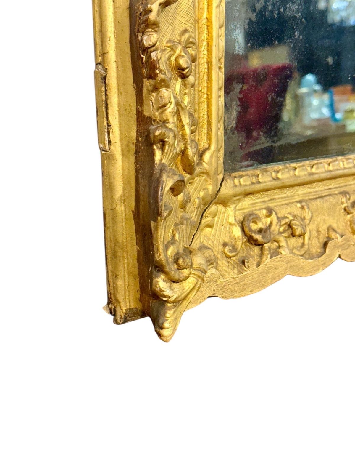 photo furniture 18th Century French Louis XV Giltwood Mirror With Original Mercury Glass