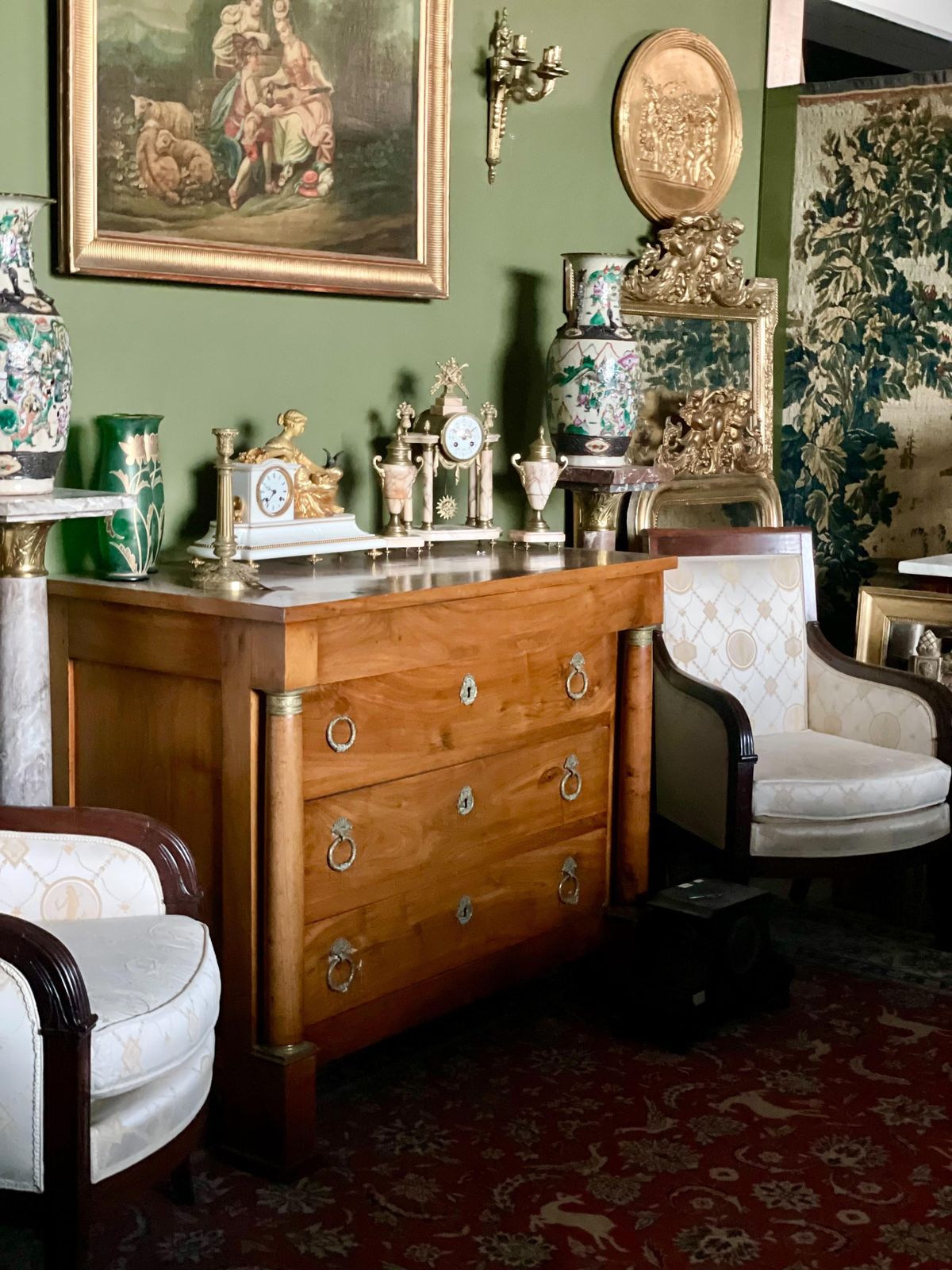 photo vinterior French Empire Walnut Commode With Bronze Mounts, Early 19th Century