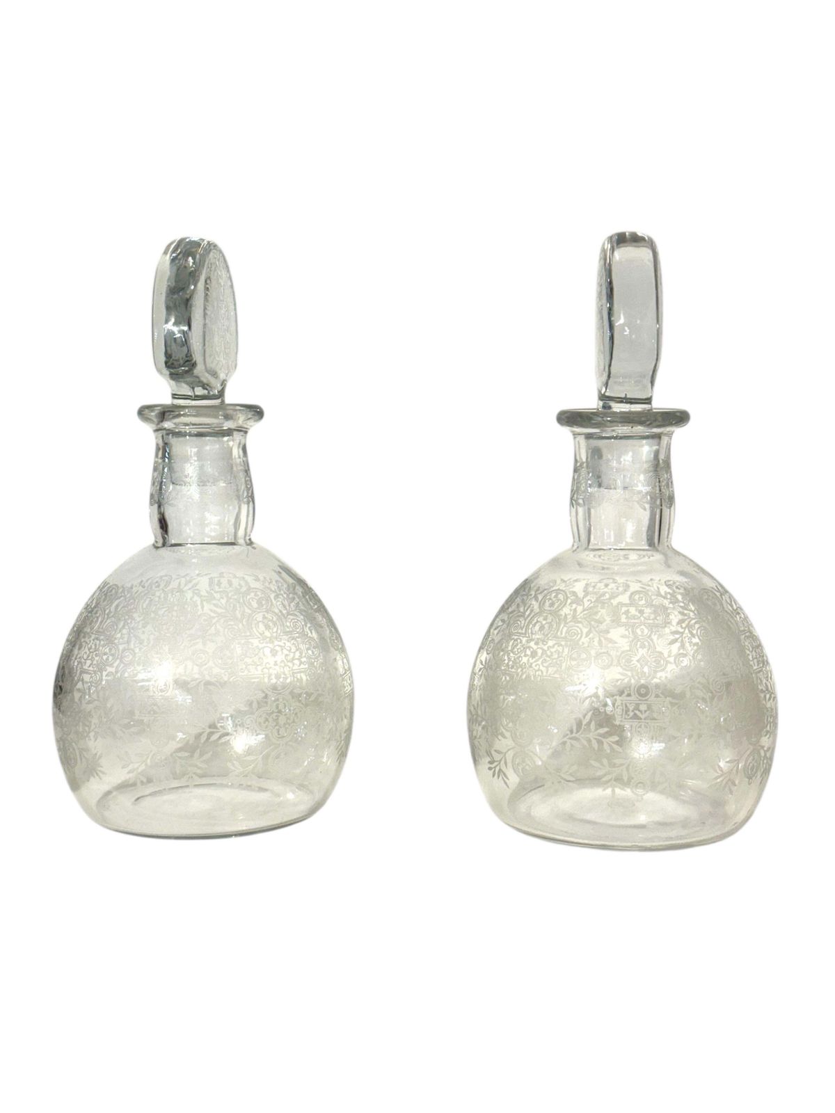 photo vintage Pair Of Baccarat Rohan Engraved Crystal Decanters With Mushroom Stoppers