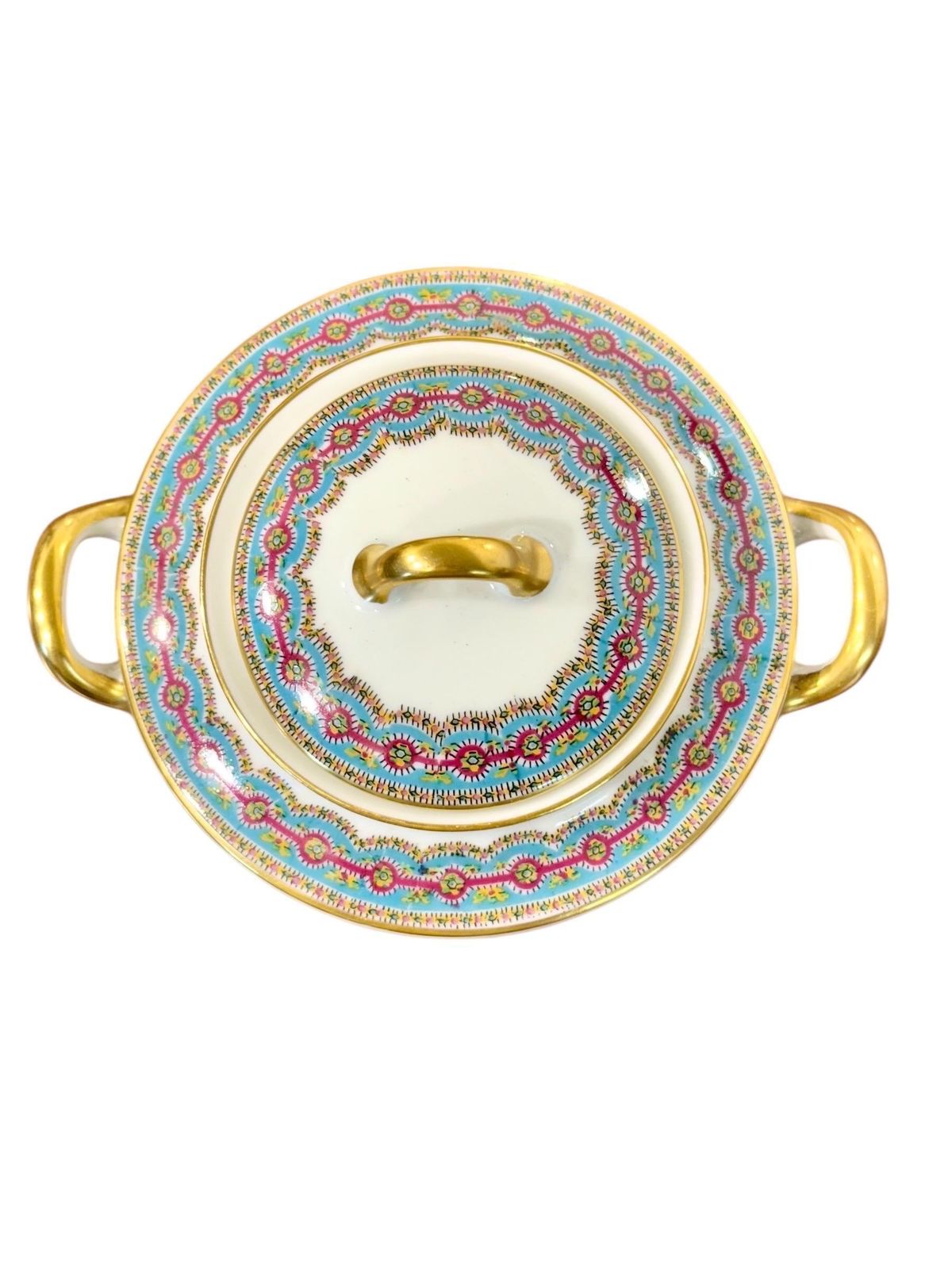 photo furniture Haviland Limoges Tea Set With 24k Gold & Orientalist Frieze, C.1900