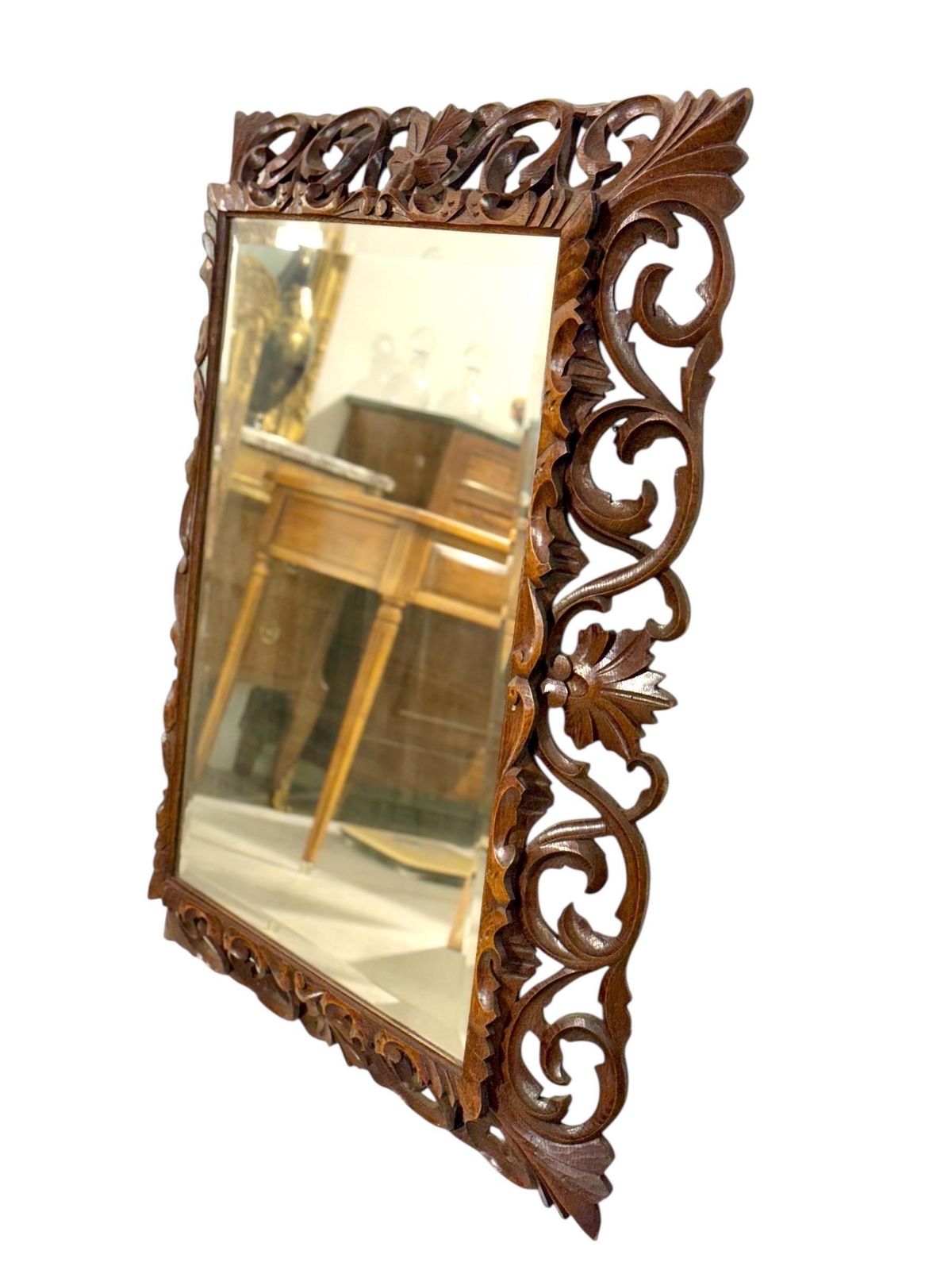photo vinterior 19th Century French Hand Carved Oak Beveled Mirror