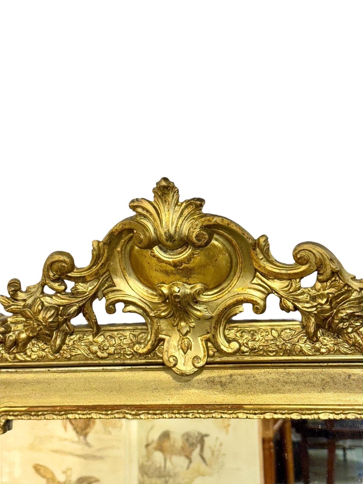 photo vintage 19th Century French Gilded Mirror With Floral Crest And Original Glass