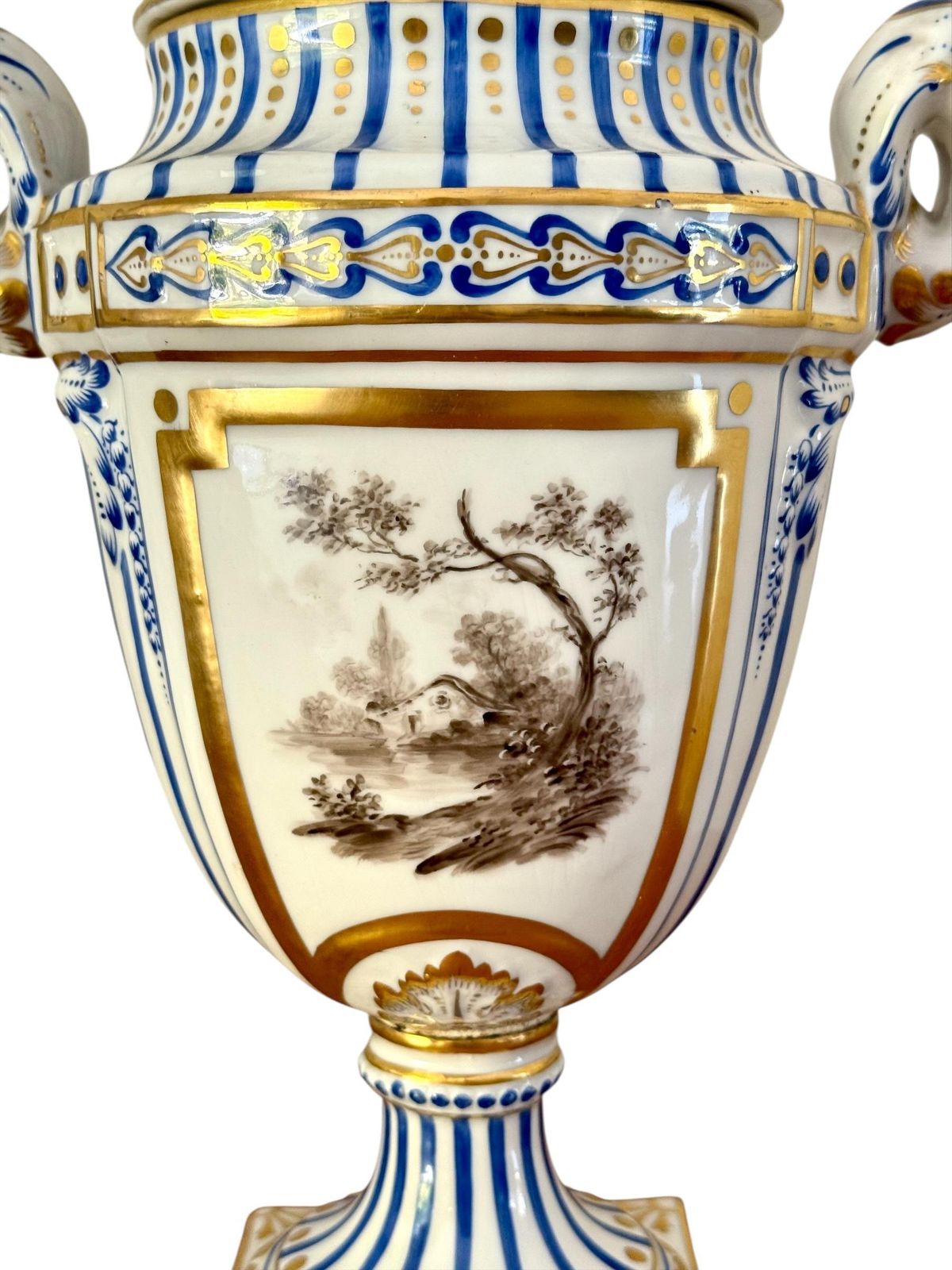 19th Century Paris Porcelain Lidded Urn With Blue, Gold & Sepia Decoration photo 1037.0