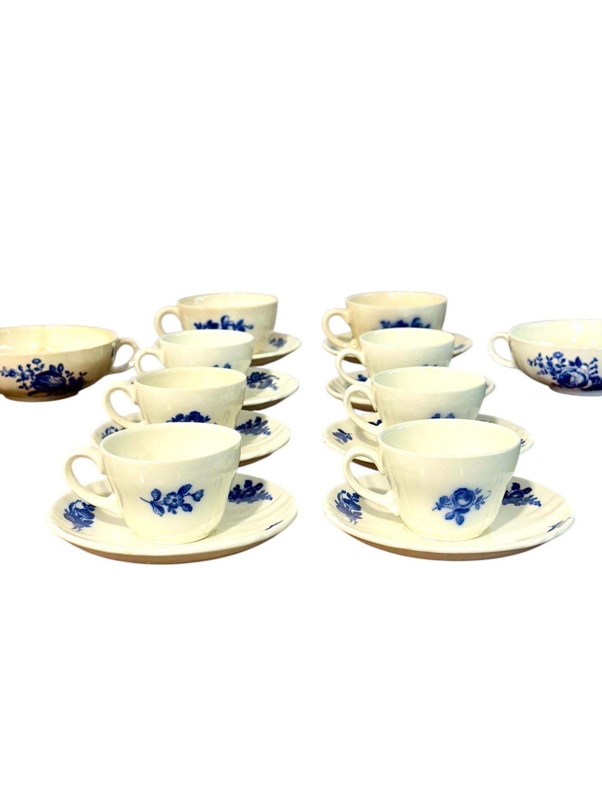 Home Decor Villeroy & Boch Blue And White Faience Dinnerware Service, 29 Pieces photo