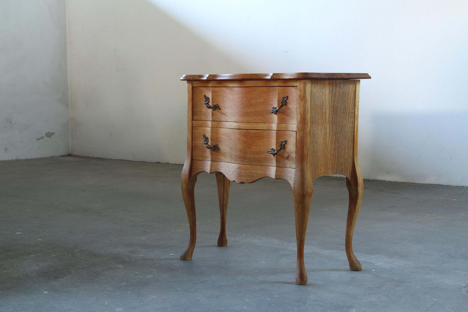 photo vintage Vintage 1960s Danish Modern Oak Nightstands   Henning Kjærnulf Baroque Style