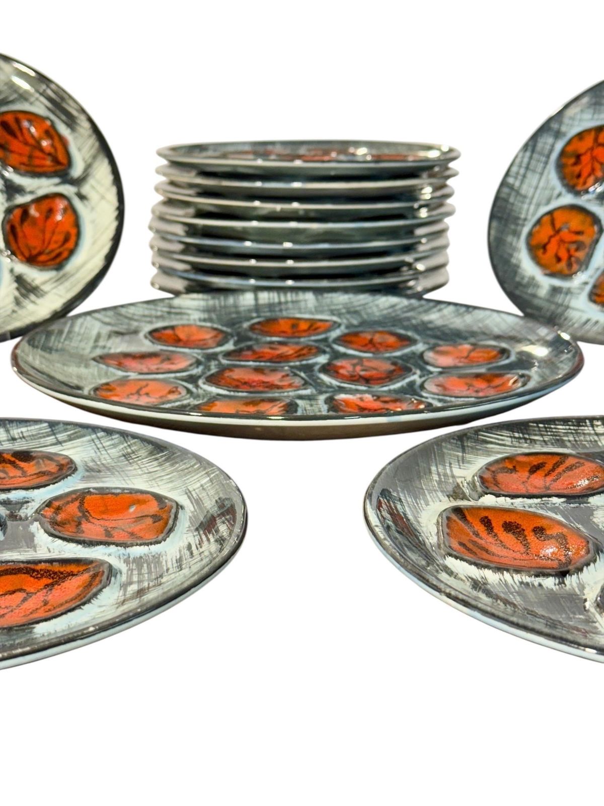 photo furniture Vintage French M.B.F.A. Pornic Oyster Service, 12 Plates & Platter