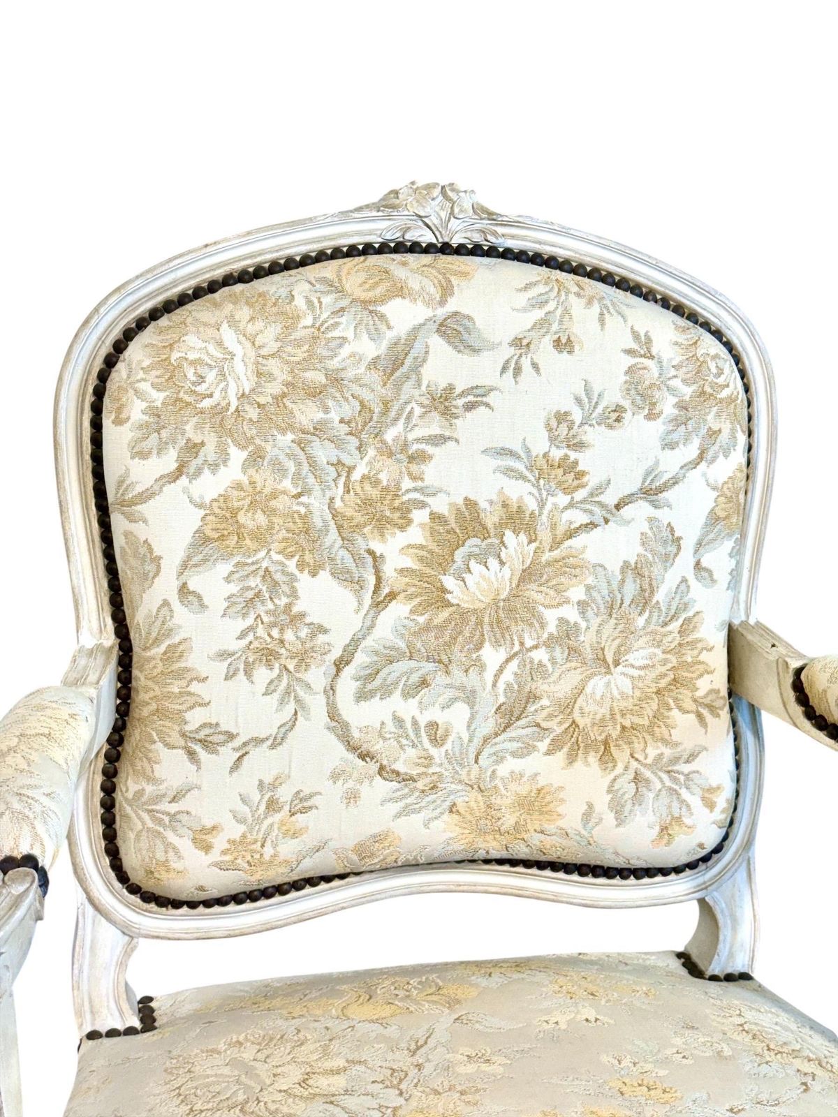 Pair Of  Louis XV Style 'Fauteuils à La Reine' Armchairs, 19th Century photo furniture