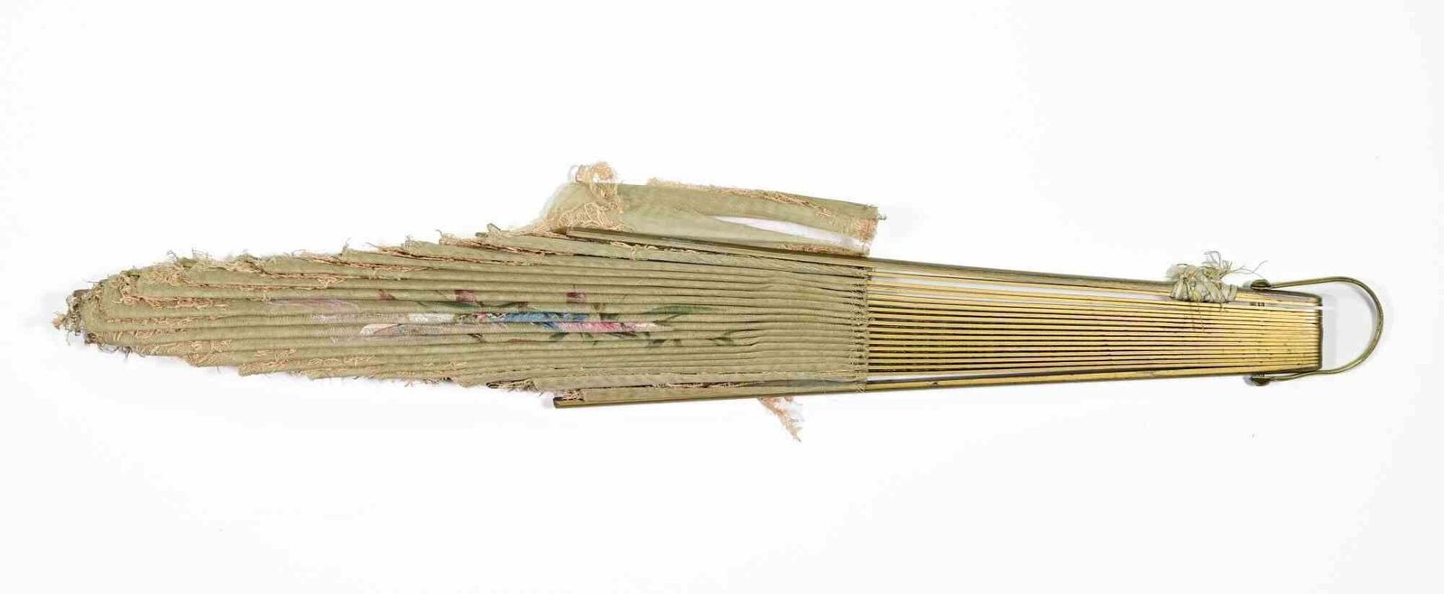 Fine Hand Painted Silk And Lace Fan, Early 20th Century photo Home Decor