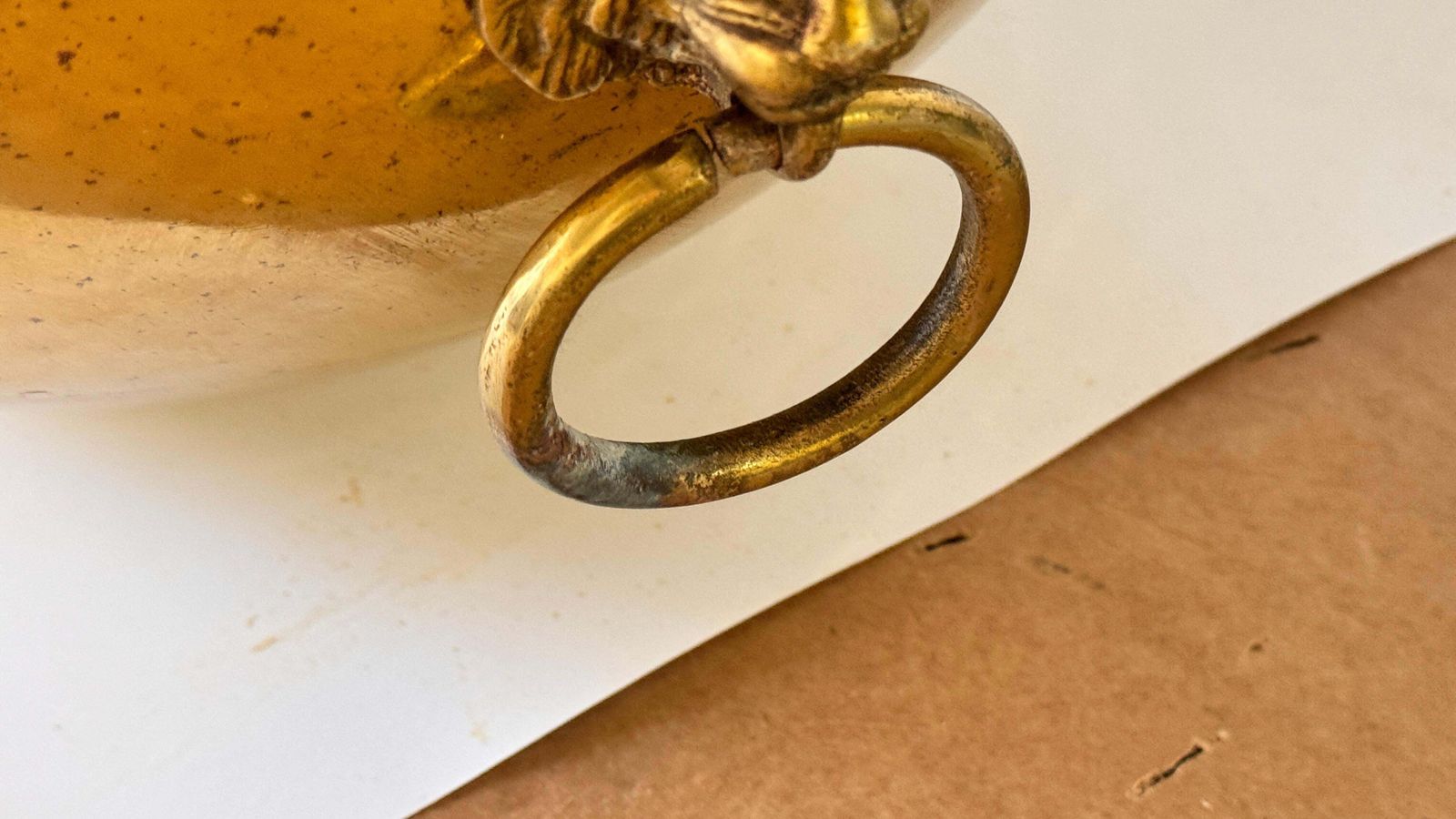 Pair Of 1950s French Brass Cache Pots – Lion Head Ornaments & Ring Handles photo vinterior