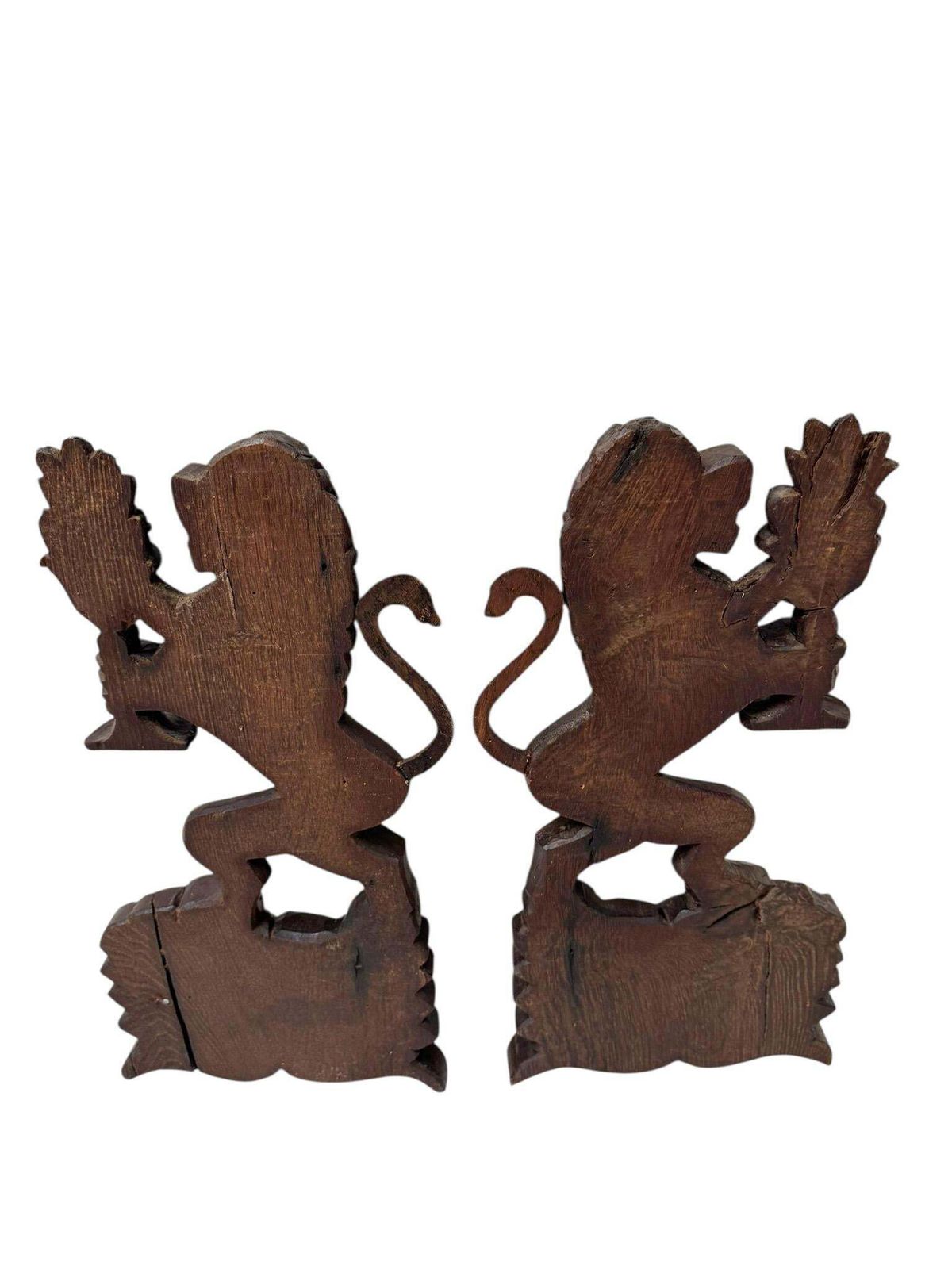 Antique Pair Of Hand Carved Sculptures Of Lions The Netherlands, 1723 photo 1989.0
