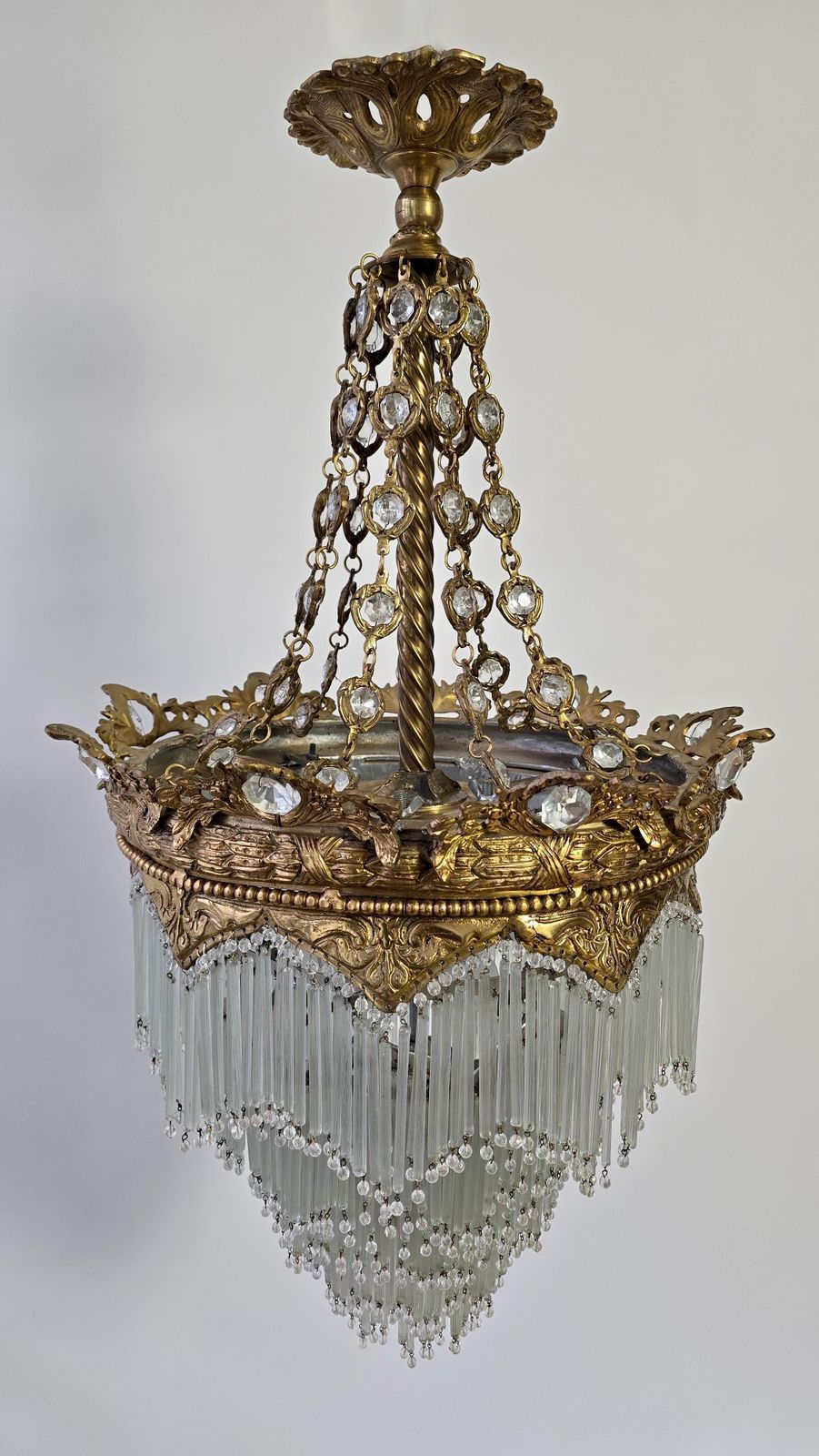 Grand Belle époque Crown Chandelier With Opaline Glass Fringe, Continental photo vinterior