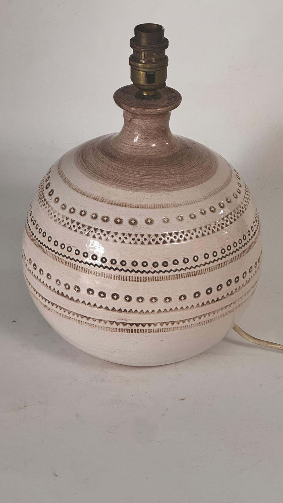 1970s French Ceramic Table Lamp – Beige Geometric Relief Design, Jean Besnard photo Lighting
