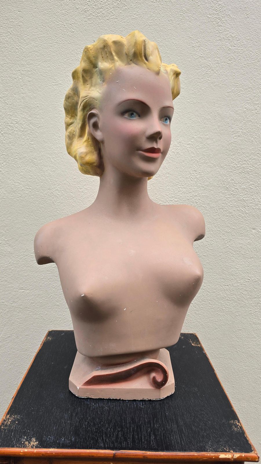 Large 1950s Novita Plaster Bust – Art Deco / Hollywood Regency Mannequin Display photo 2139.0
