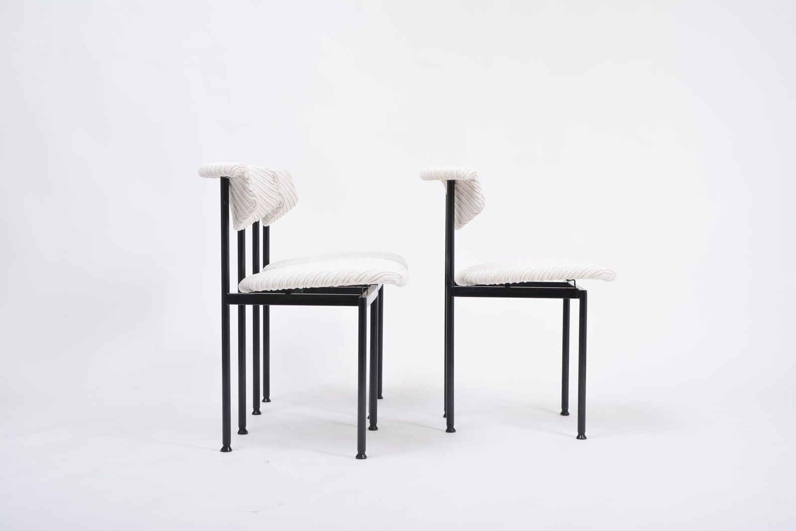White Dutch Alpha Chairs By Rudolf Wolf For Meander, 1960s, Set Of 3 photo Furniture