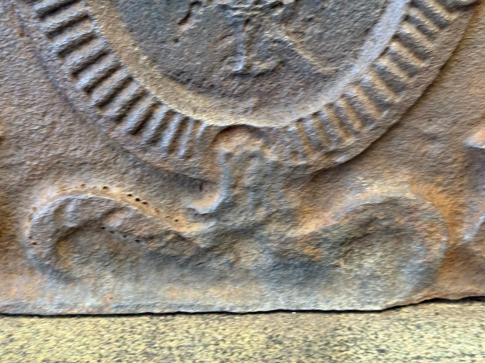 photo buy French Louis XIII Period 'Arms Of France And Navarre' Fireback / Backsplash