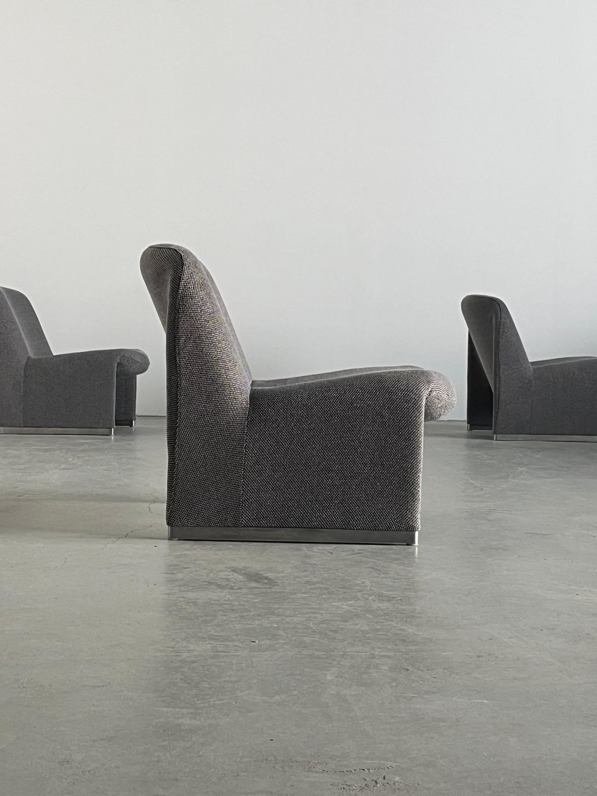 1 Of 4 Vintage Gray ‘Alky’ Chairs By Giancarlo Piretti For Anonima Castelli, 70s photo buy
