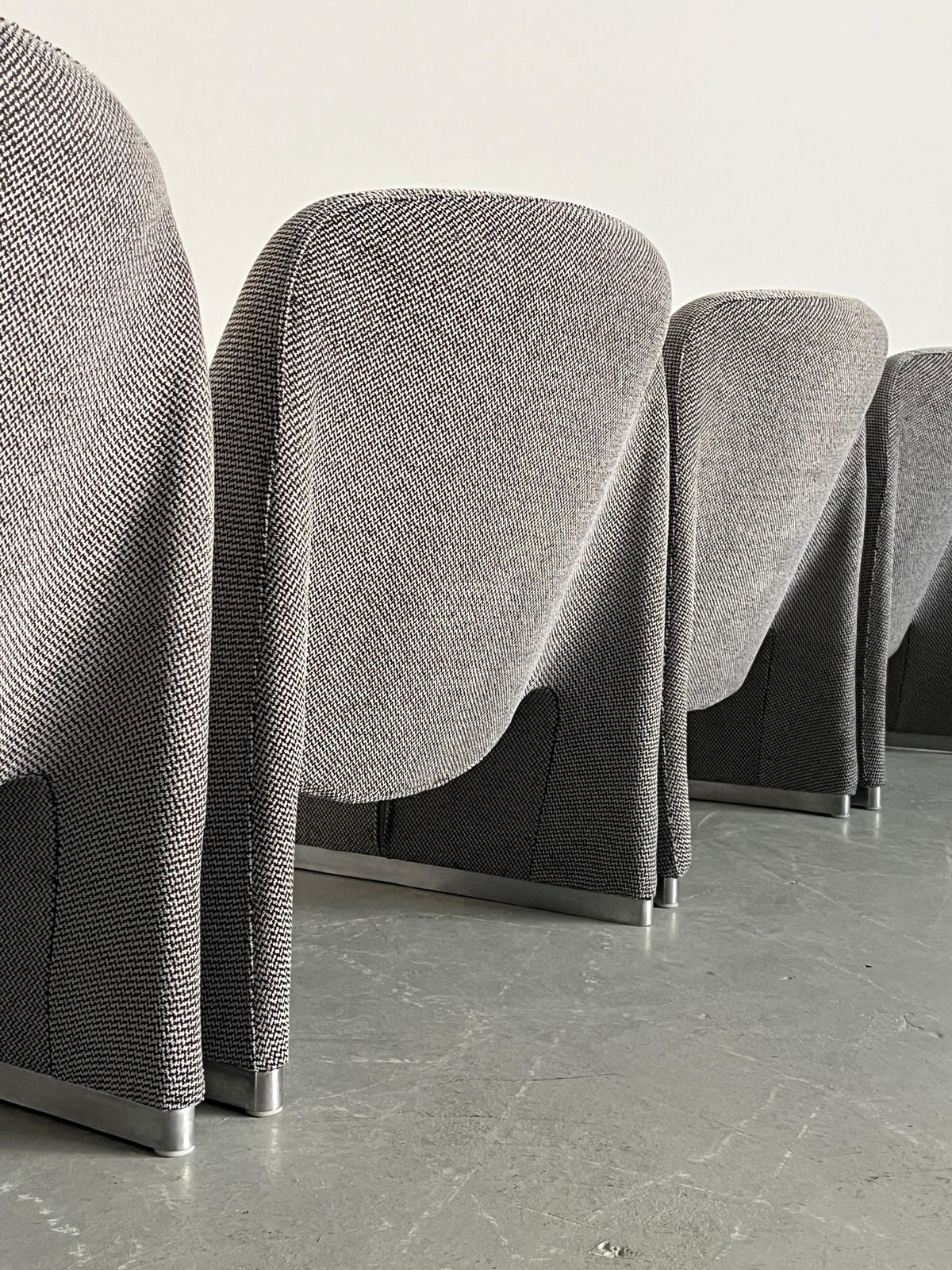 photo furniture 1 Of 4 Vintage Gray ‘Alky’ Chairs By Giancarlo Piretti For Anonima Castelli, 70s