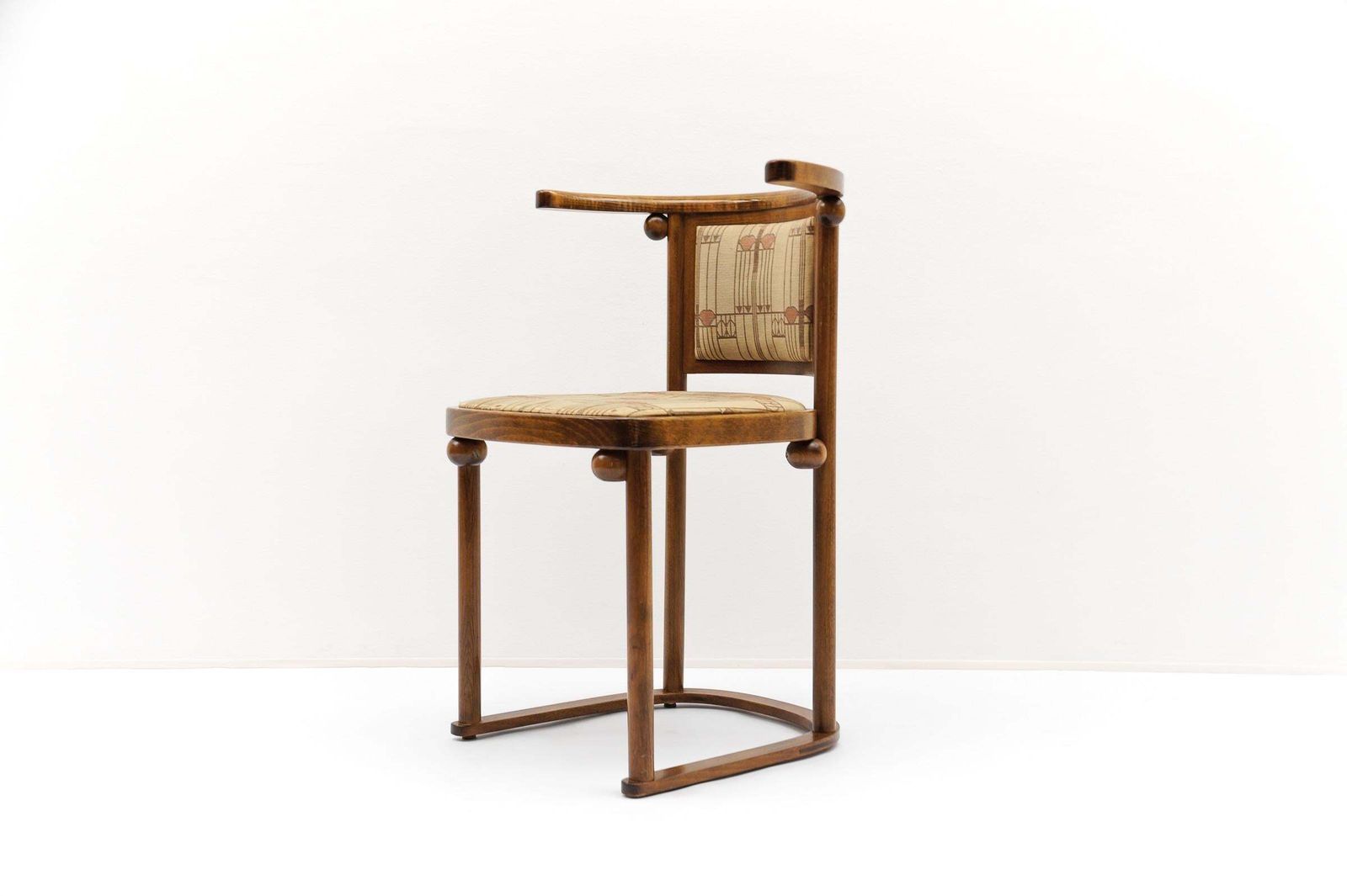Set Of 4 Bat Chairs By Josef Hoffmann For Wittmann Austria photo Furniture