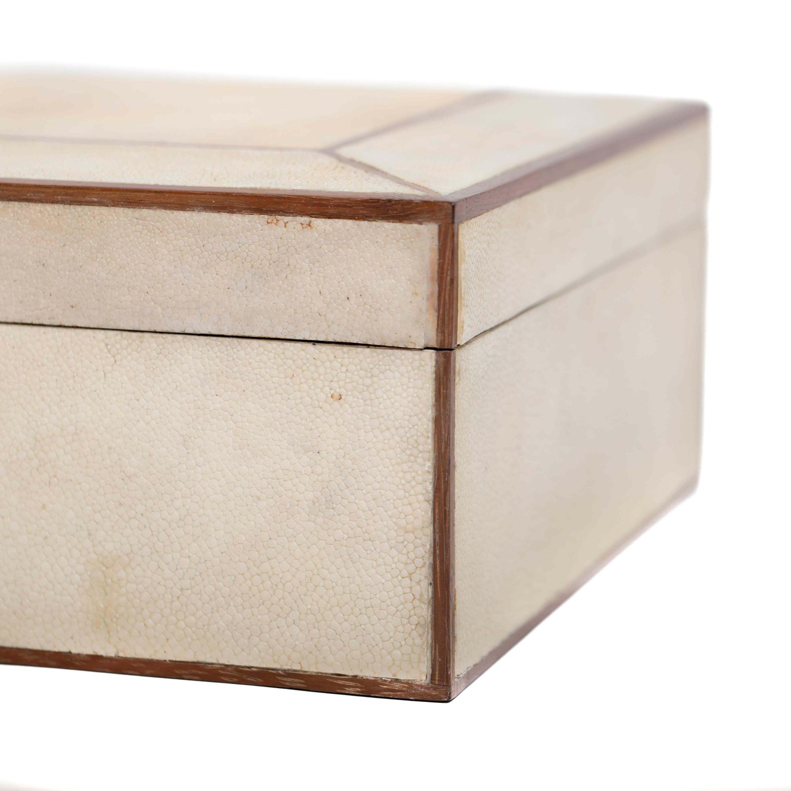 2428.0 French Art Déco Rectangular Galuchat Leather Box For Cigars Etc. From The 1940s photo