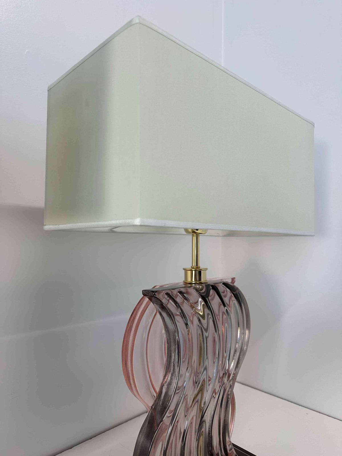 Pair Of Art Deco Style Pink Murano Glass Table Lamps photo vinterior
