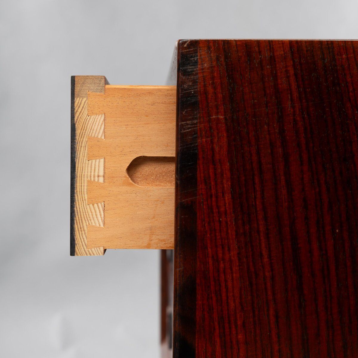 Low Mid Century Rosewood Chest Of Drawers Attributed To Brouer Møbelfabrik, 1960s photo vinterior