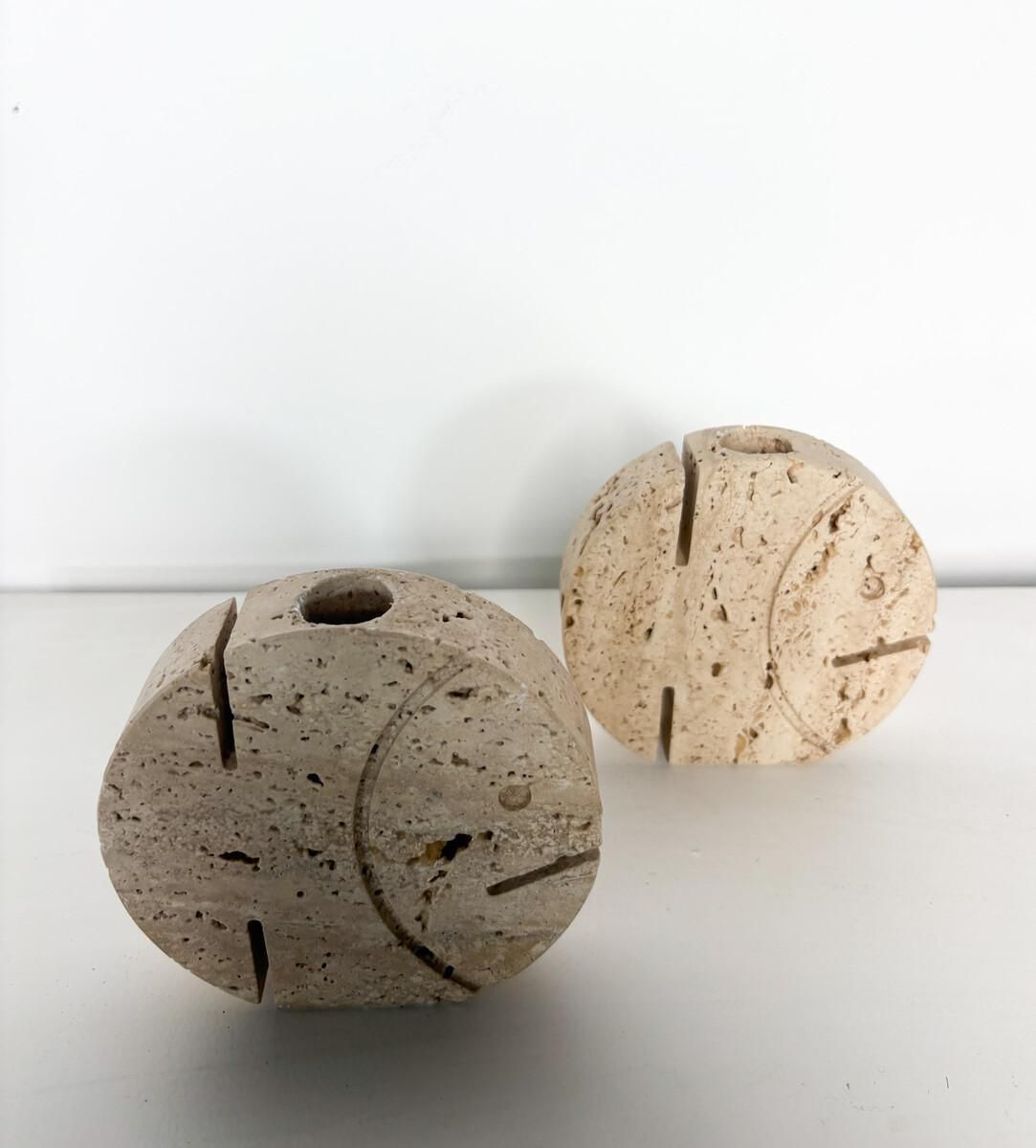 Pair Of Two Travertine Pisces Candlesticks By Fratelli Mannelli, 1970s photo 256.0