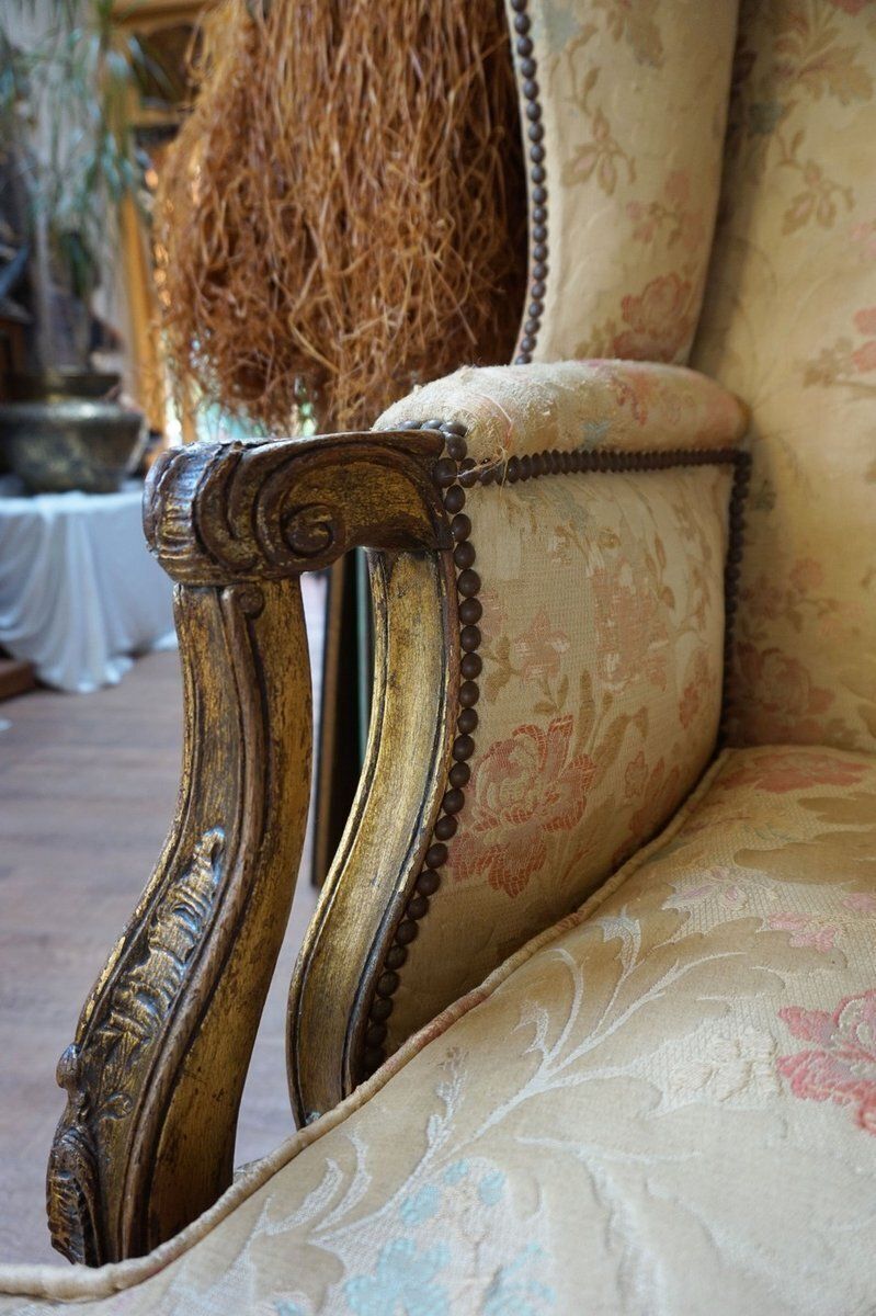2384.0 Early 18th Century Gilded Carved Oak Wooden Highback Armchair photo
