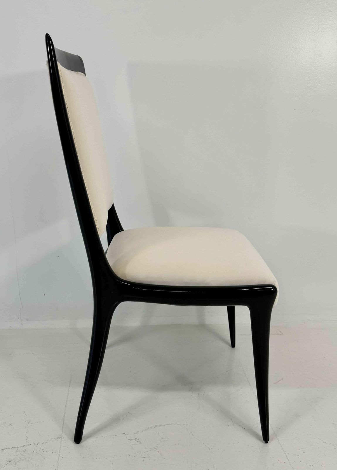 Set Of 6 Italian Chairs, 1950s, Black Lacquered And Cream Velvet, Attr. V. Dassi photo 5834.0