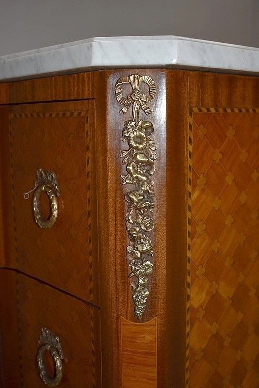 1784.99 Commode Louis XV Louis XVI Transition In 20th Century Marquetry photo