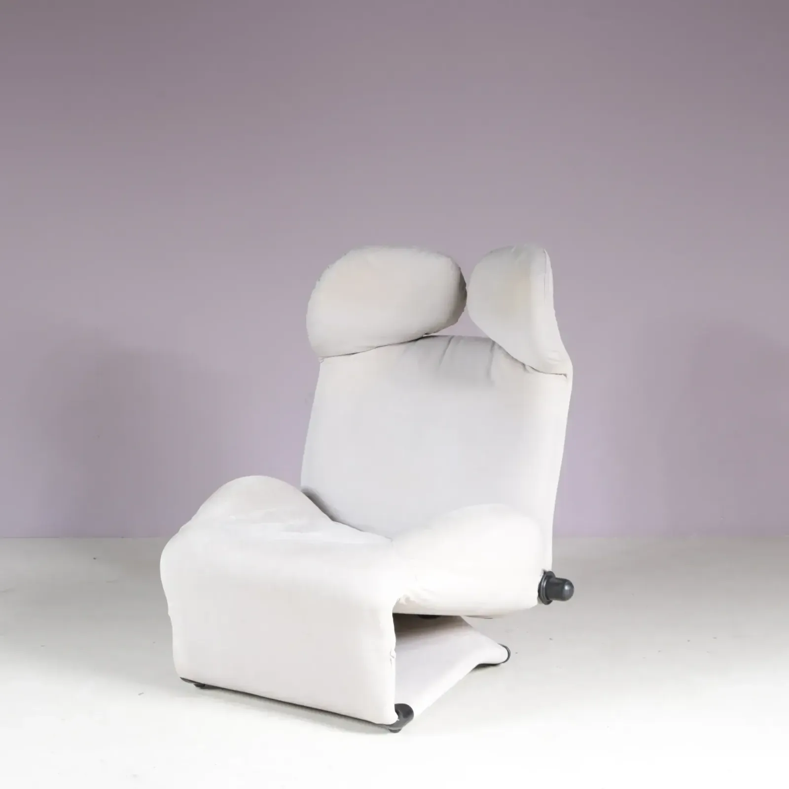 1980s “Wink” Chair By Toshiyuki Kita For Cassina, Italy photo furniture