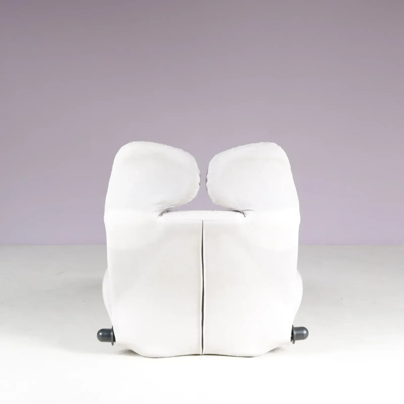 photo buy 1980s “Wink” Chair By Toshiyuki Kita For Cassina, Italy