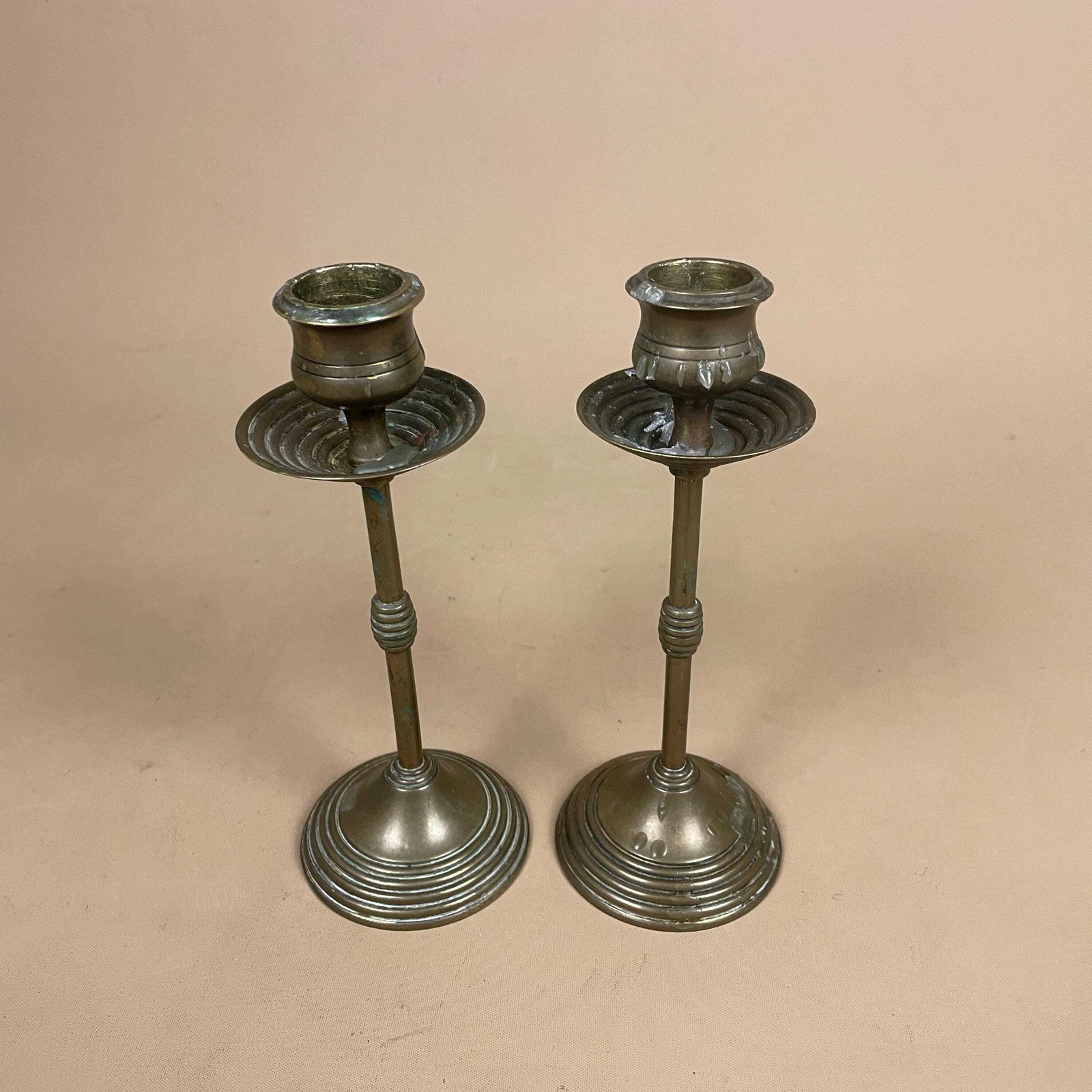 Antique Matching Pair Of Gold Brass Metal Candlestick Candle Stick Holders Vintage Taper Dinner Candlesticks Column Pillar Set Round Base photo vinterior