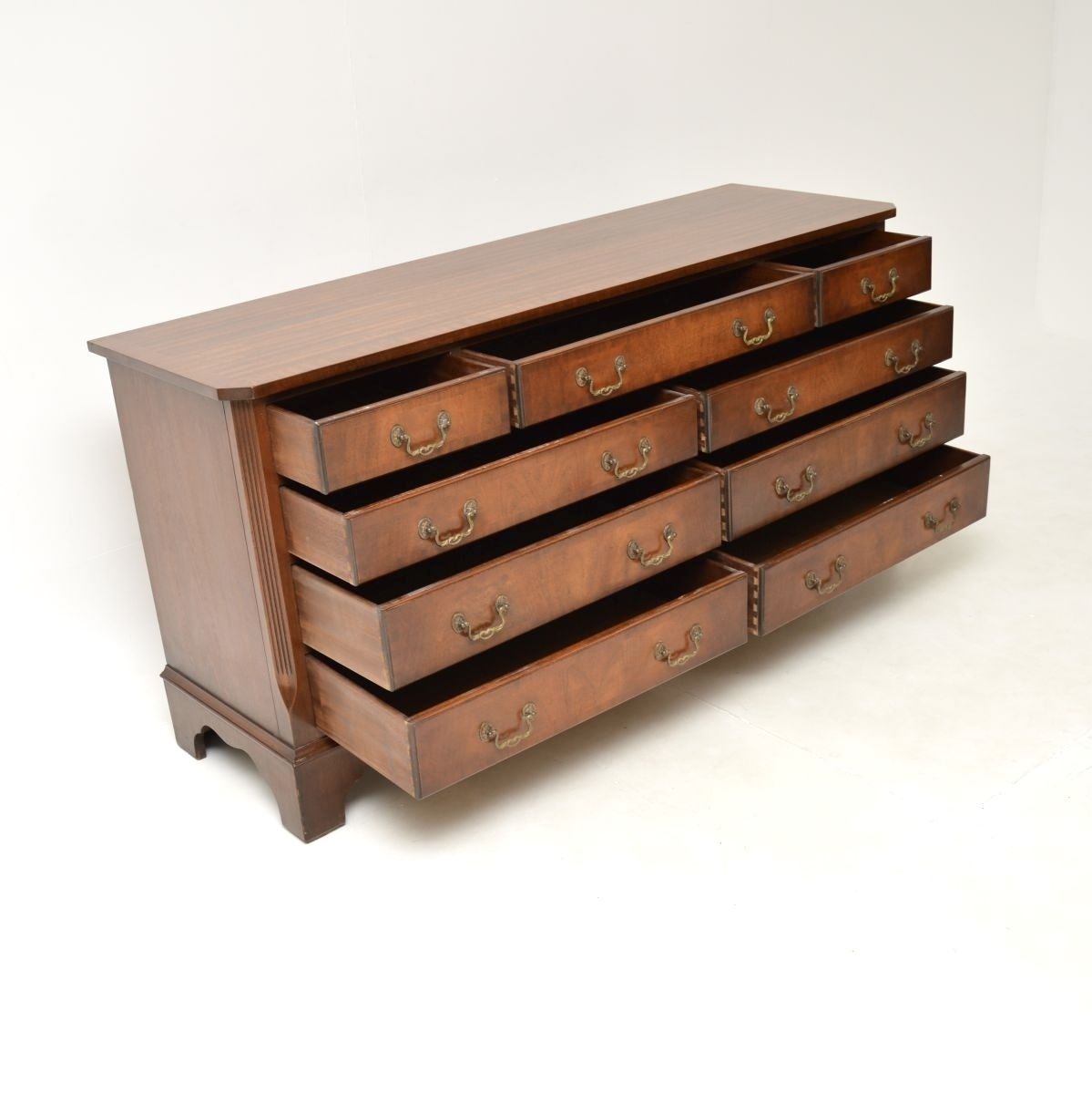 Antique Georgian Style Mahogany Chest Of Drawers / Sideboard photo vinterior