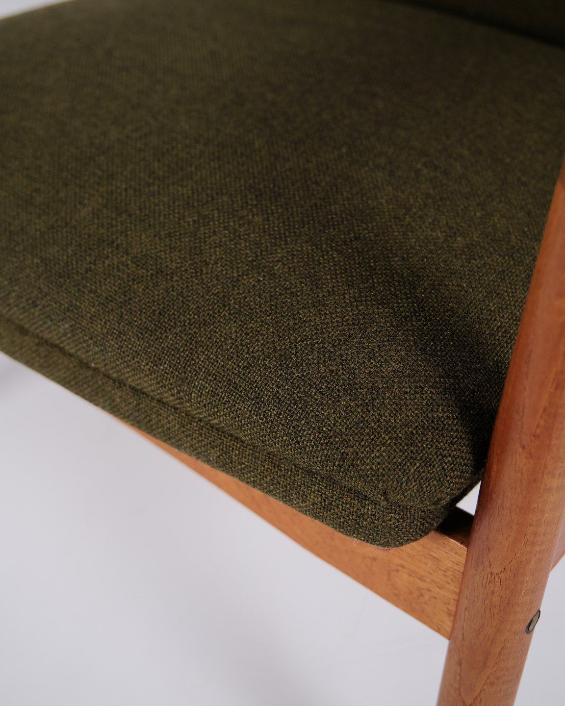 A Pair Of Lounge Chairs With Stool   Teak   Green Fabric   Alf Svensson   Fritz Hansen   1960s photo vintage