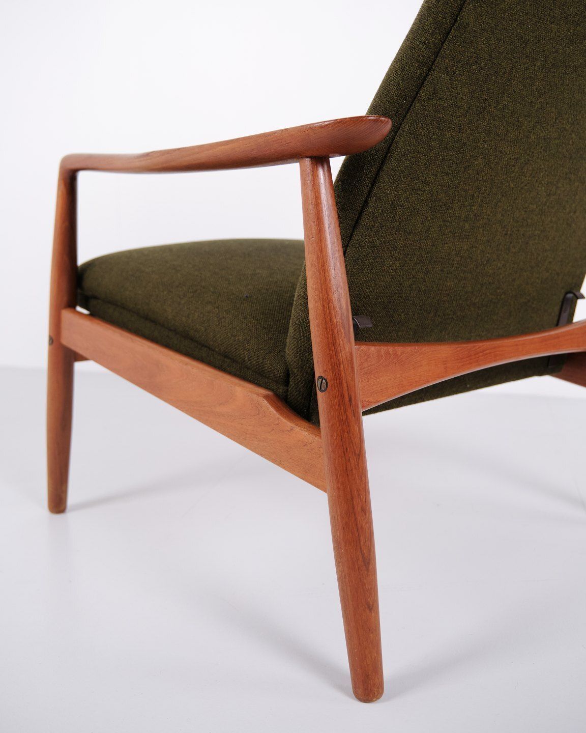 photo furniture A Pair Of Lounge Chairs With Stool   Teak   Green Fabric   Alf Svensson   Fritz Hansen   1960s