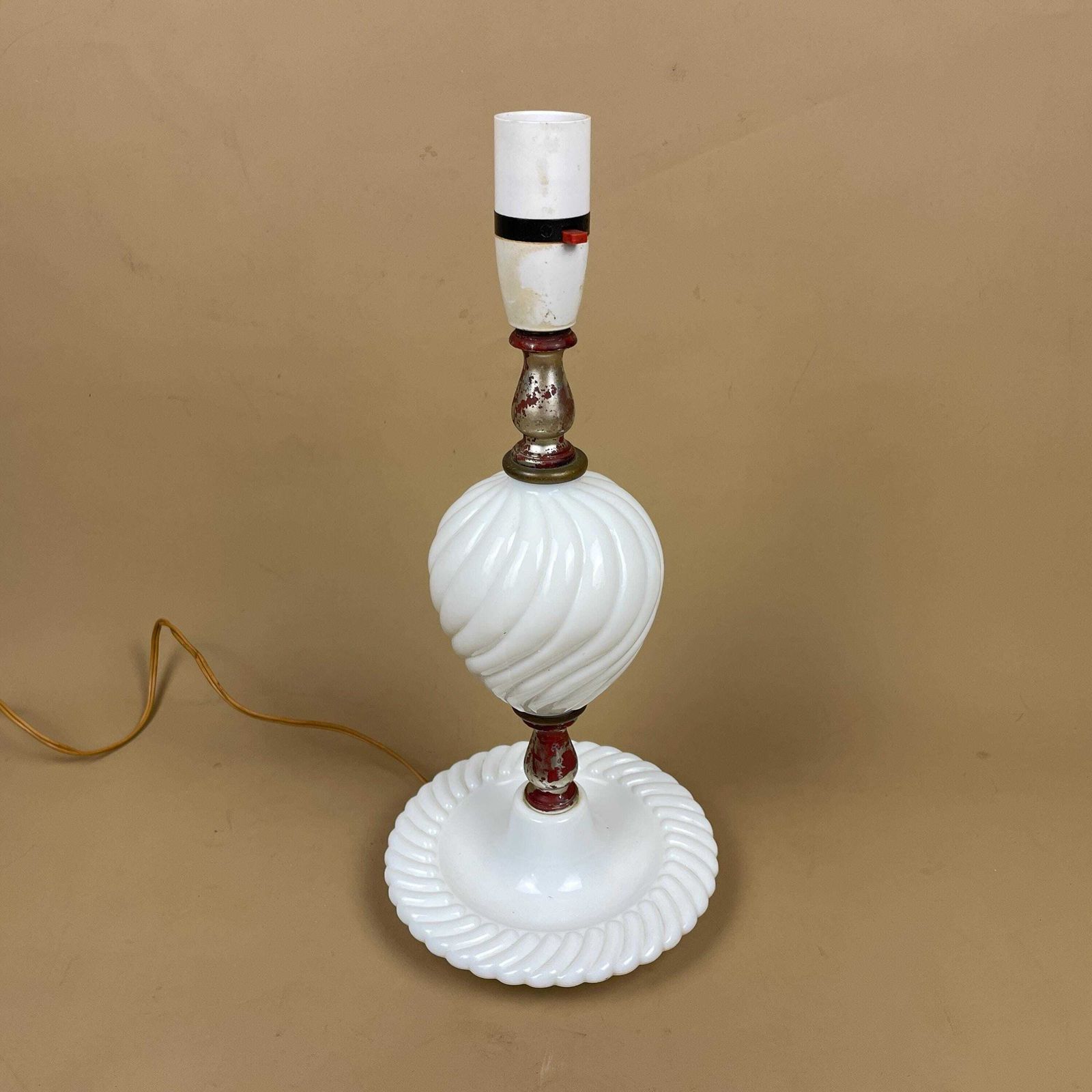Vintage Milk Glass White Lamp Light Table Swirl Pattern Boudoir Accent 33cm Bedside Side Swirled Design Round Ball