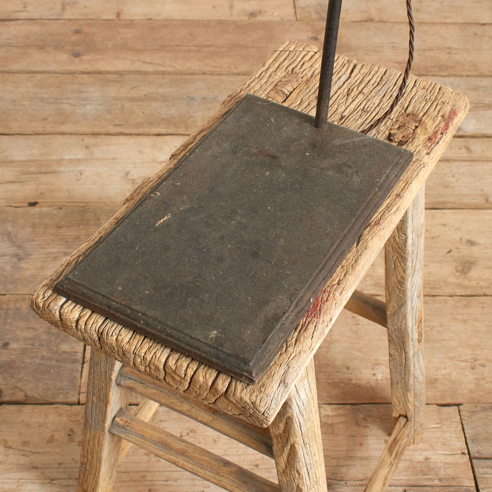 Antique French Coolie Lab Stand Desk Lamp – A photo 275.0