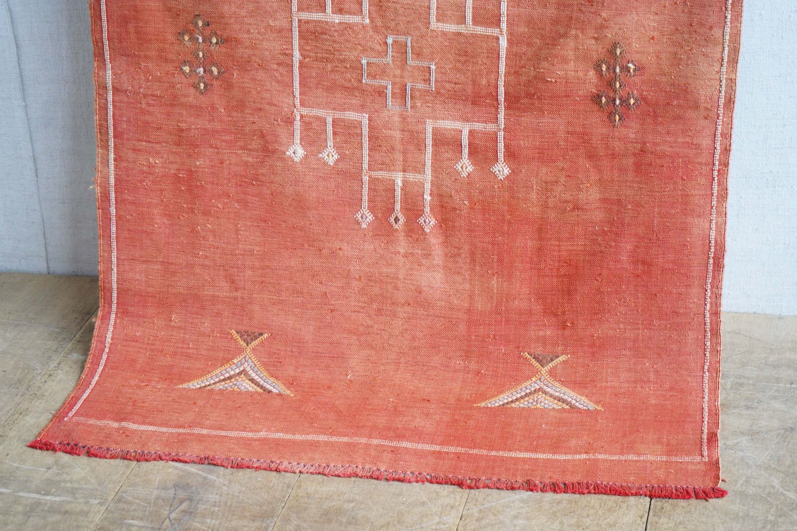 Moroccan Cactus Silk Rug, Mid 20th Century photo Textiles