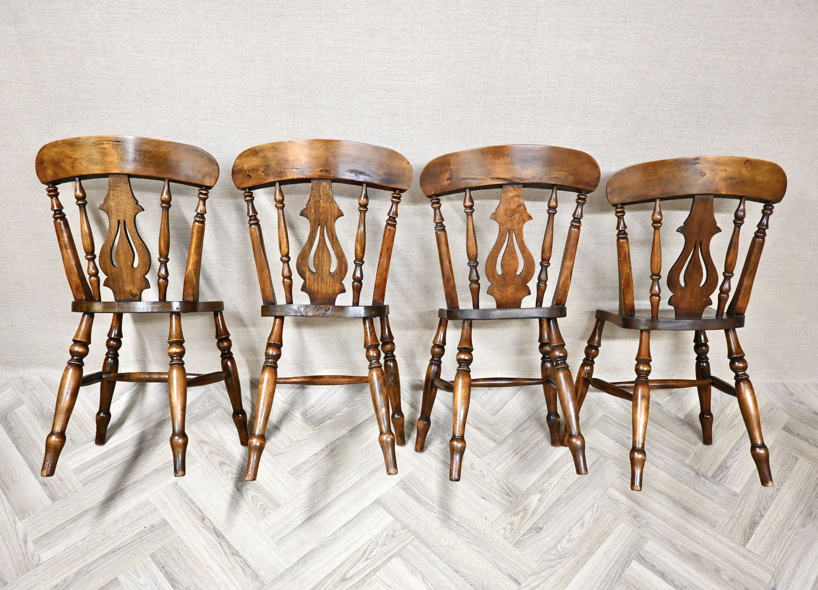 Set Of 4 Antique Windsor Lyreback Kitchen Dining Chairs photo Furniture