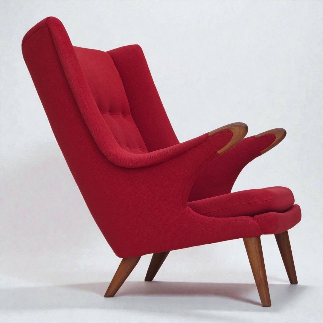 Ca. Jaren 1970, Deens Design Van Bent Møller Jepsen, "Teddy" Fauteuil, Meubelwol, Teakhout.