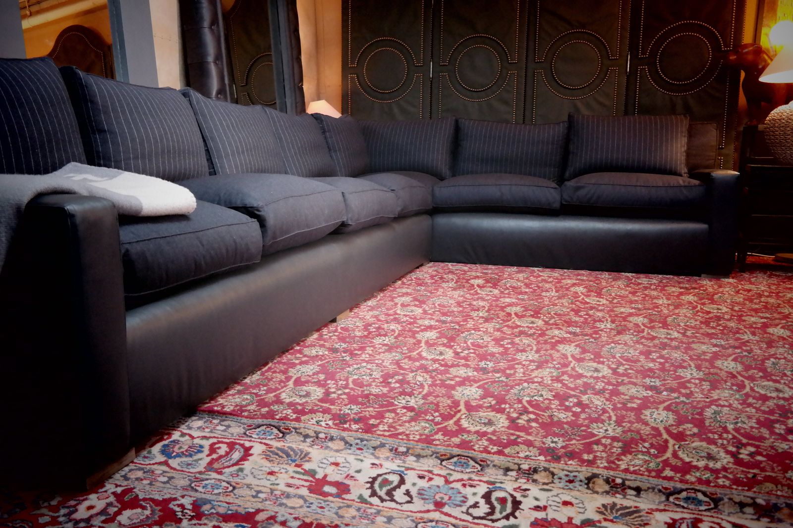 6500.0 George Smith 7 Seater Large Corner Sofa Leather Wool Charcoal Grey Rrp£17000 photo
