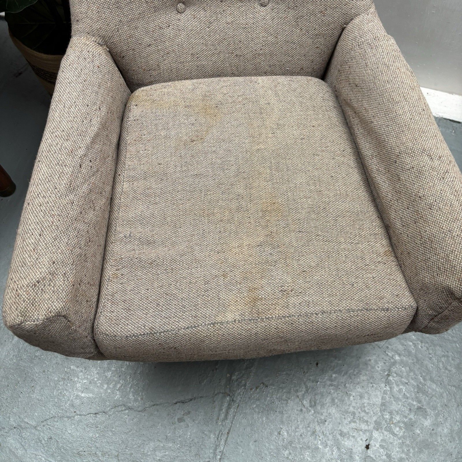 Mid Century Low & Deep Round Back Accent Oatmeal Tweed Upholstery Armchair photo Furniture
