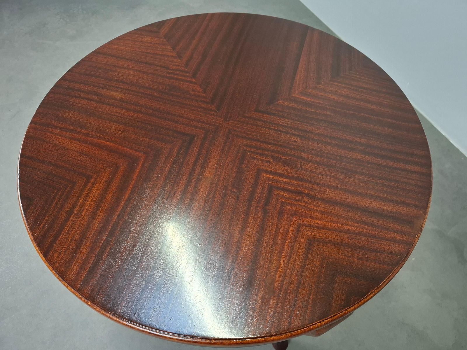 photo buy 1930s Czechoslovak Art Deco Round Table In Wood And Veneer
