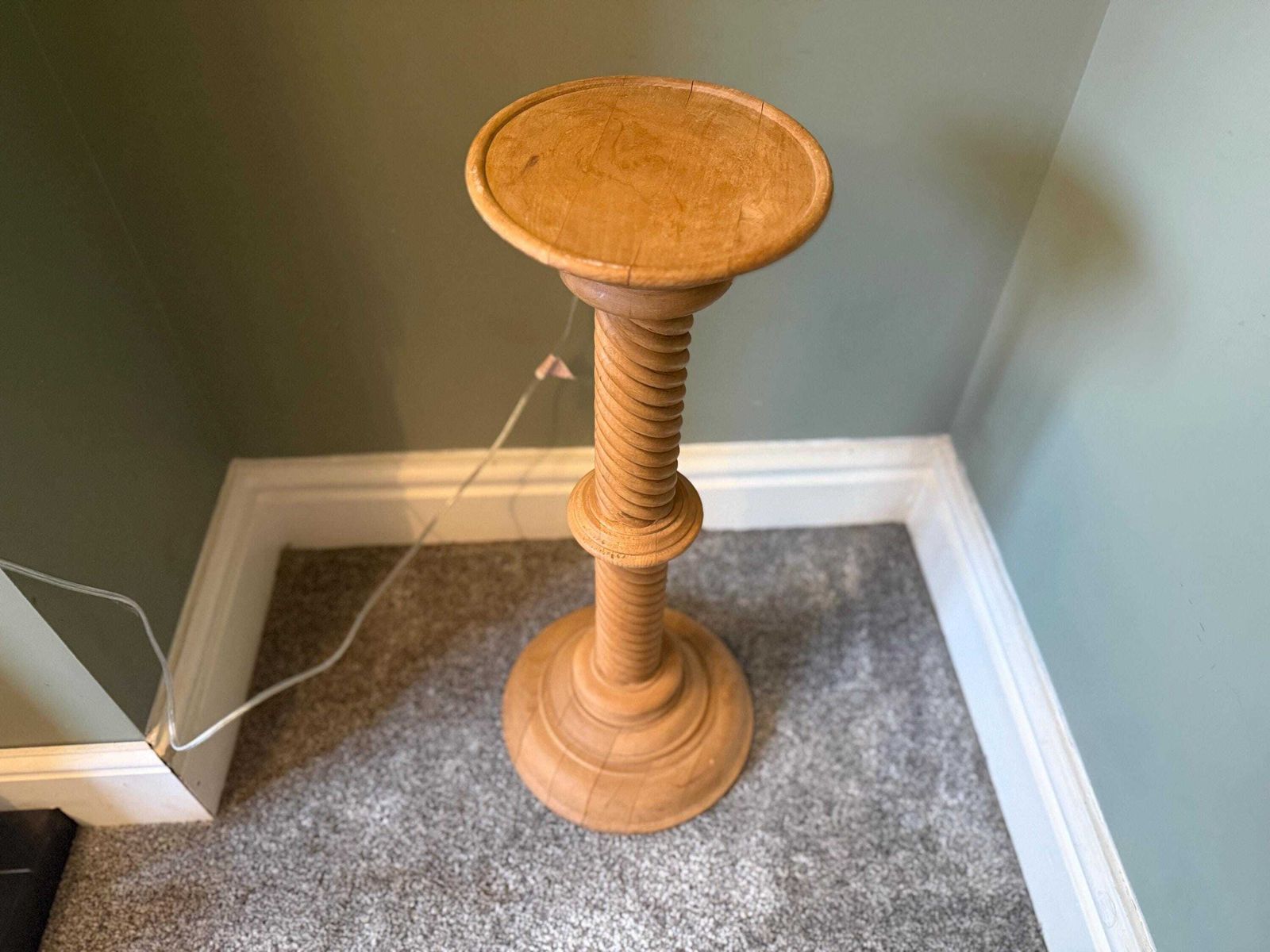 Vintage Solid Wood Plant Stand / Pot Stand / Pedestal Table / Lamp Stand photo furniture