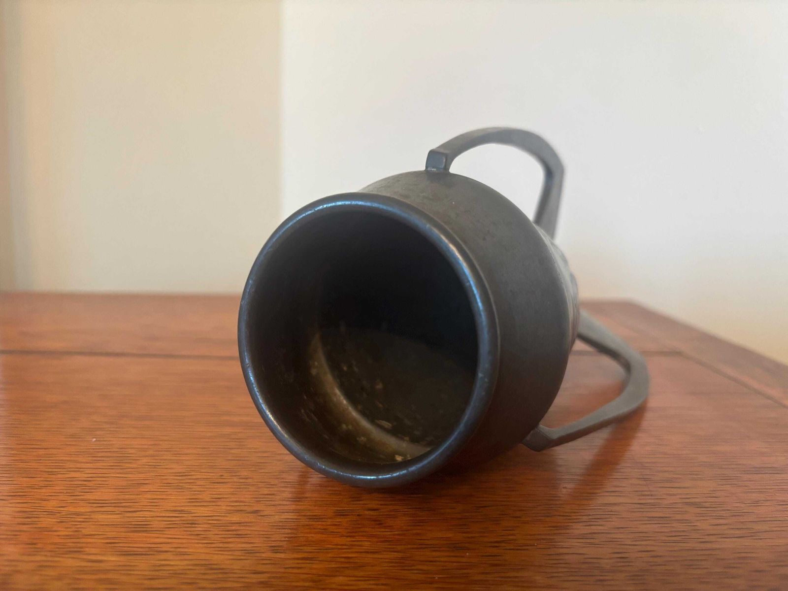 Archibald Knox Liberty & Co Tudric Pewter Vase "Rocket Bomb Vase" photo vinterior