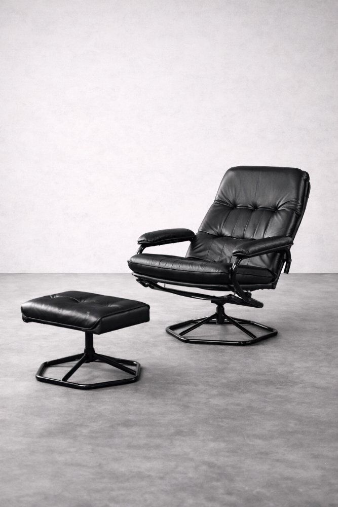 photo vinterior Set Mid Century Modern Deense Draaifauteuil Met Ottoman In Zwart Leer Van Unico, Jaren 1970